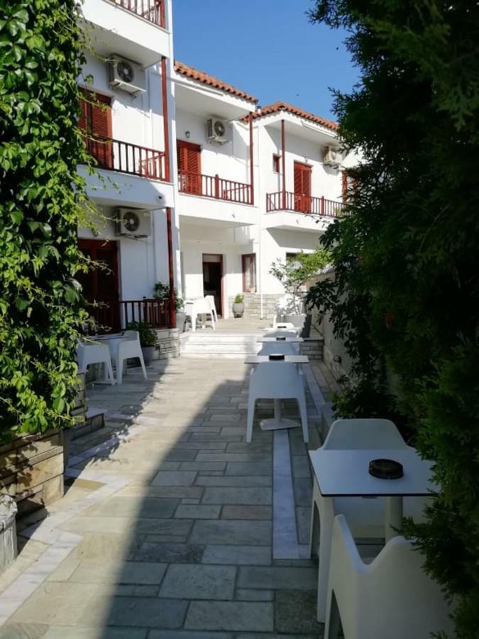 Pothos Hotel Skiathos Town Exterior photo