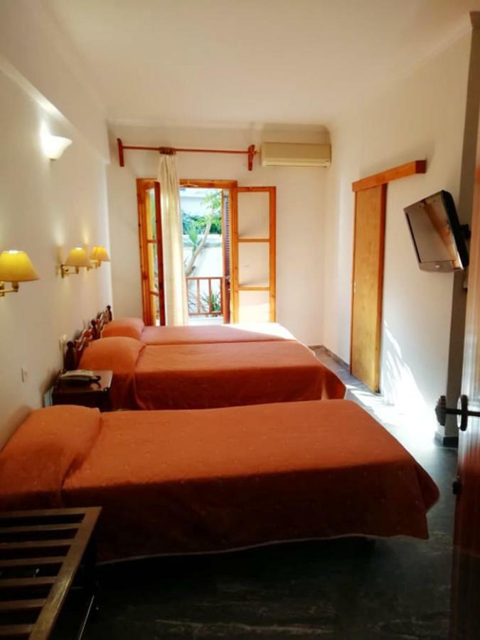 Pothos Hotel Skiathos Town Exterior photo
